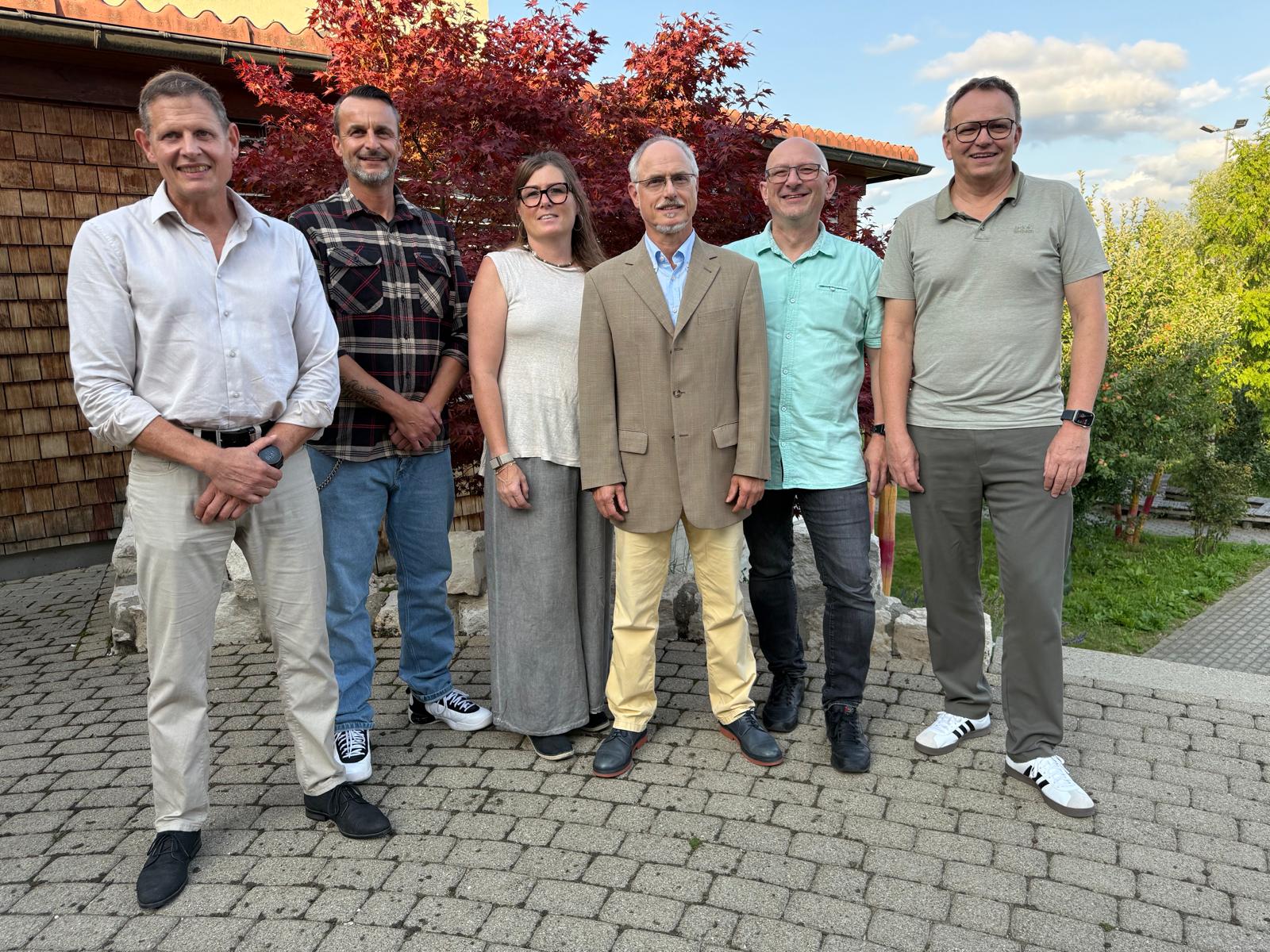 Gemeinderatsmitglieder von links nach rechts: Walter Gugerli, Philippe Keist, Nicole Hänger, Andreas Gitzi, Silvan Heutschi, Thomas Koller